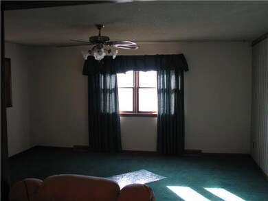 205 Highland Rd, Lansing, KS 66043 - photo 5