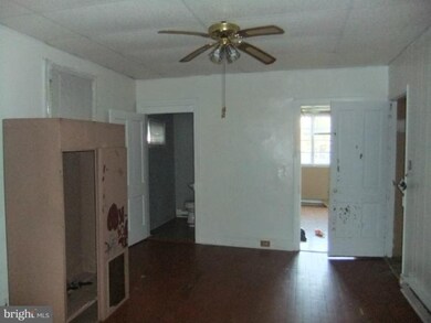 340 S Locust St, Hagerstown, MD 21740 - photo 5