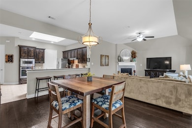 631 Allister Ct, Roanoke, TX 76262 - photo 5