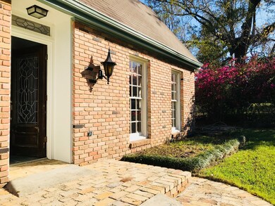 912 Glenwood St, Picayune, MS 39466 - photo 2