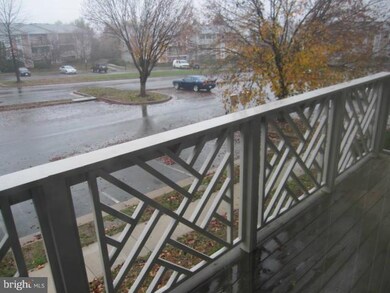 17050 Capri Ln unit 201, Dumfries, VA 22026 - photo 4