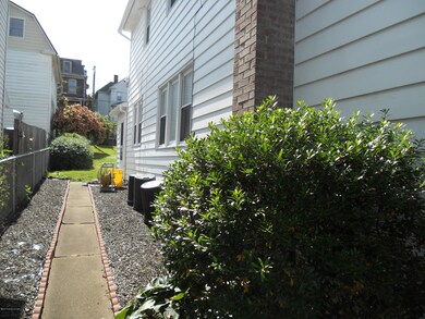 113 Loomis St, Nanticoke, PA 18634 - photo 5