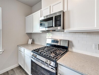 Kitchen - Stainless steel appliances are sure to p