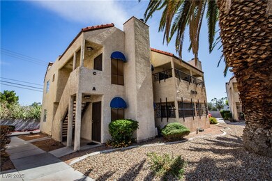 4910 Newport Cove Dr unit C, Las Vegas, NV 89119 - photo 2