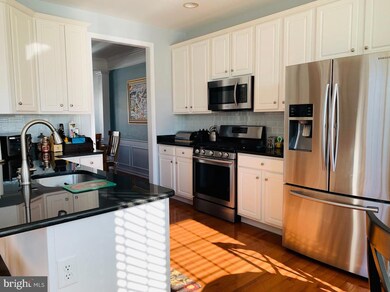 24 Honey Locust Ct, Lafayette Hill, PA 19444 - photo 4