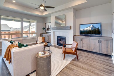 4742 SW Badger Ct, Redmond, OR 97756 - photo 4