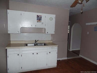 1006 Robin Dr, Jeffersonville, IN 47130 - photo 2