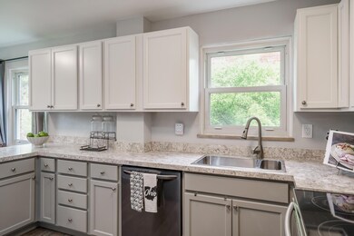 2817 Bryden_MLS_07