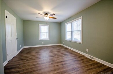 520 Old Mocksville Rd, Statesville, NC 28625 - photo 5