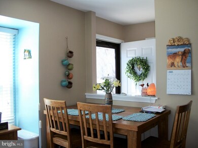 14240 Oakpointe Dr, Laurel, MD 20707 - photo 4