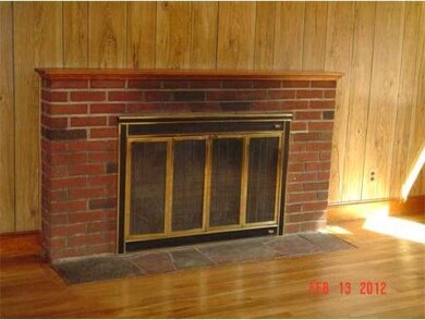 662 North St, Bridgewater, MA 02324 - photo 2