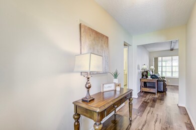 16926 Hibiscus Ln, Friendswood, TX 77546 - photo 4