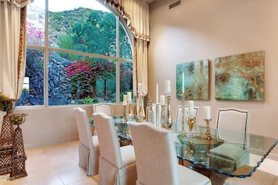 4-Dining