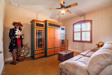 office/guest bdrm