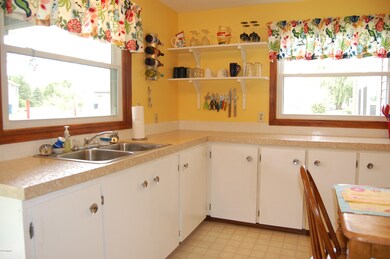 12537 Terry Ave, Wayland, MI 49348 - photo 4