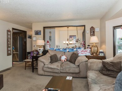 3845 NE Rene Ave, Gresham, OR 97030 - photo 6