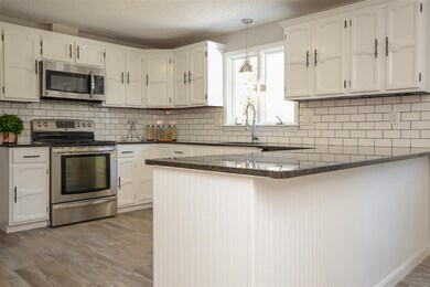 5 Brenda Ln, Merrimack, NH 03054 - photo 2