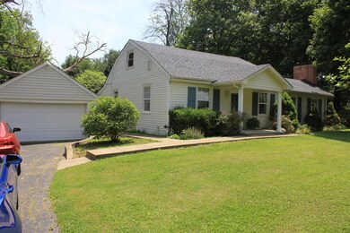 8707 Old Bates Rd, Louisville, KY 40228 - photo 2
