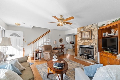 1553 16th Ave NE unit 7, Hickory, NC 28601 - photo 5