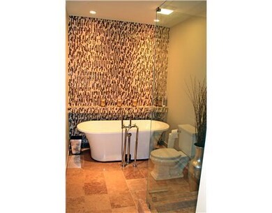 Master Bath/Spa.