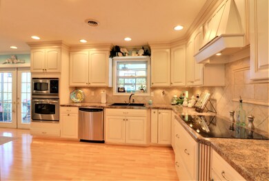 kitchen (2)