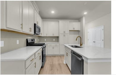 5050 Blackberry Ln, Ravenel, SC 29470 - photo 4