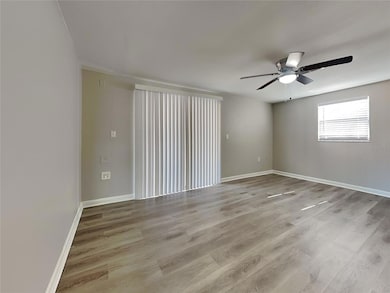 unlisted-address, Tampa, FL 33613 - photo 5