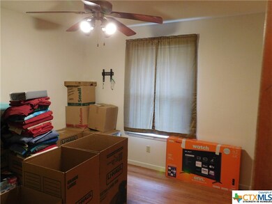 1004 Craig St, Copperas Cove, TX 76522 - photo 3