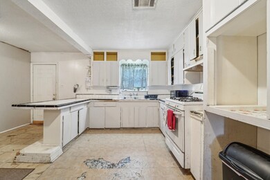 2307 Sunny Dr, Houston, TX 77093 - photo 7