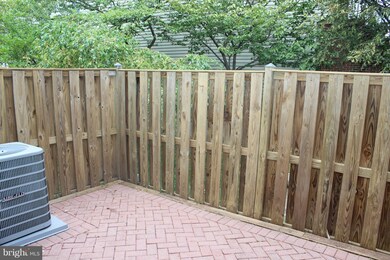 2515 James Madison Cir, Herndon, VA 20171 - photo 7