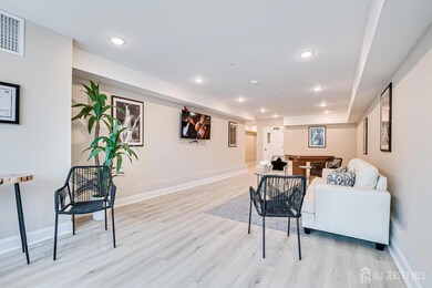 21 Station Place unit 202, Metuchen, NJ 08840 - photo 2