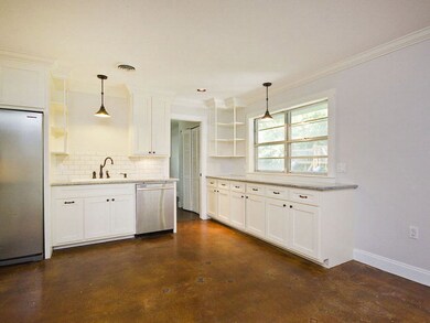 1220 Chestnut St, San Marcos, TX 78666 - photo 4