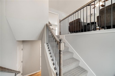 606 Foxglove Ln, Raymore, MO 64083 - photo 4