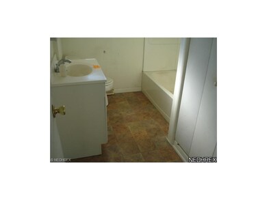 508 Abbyshire Dr, Berea, OH 44017 - photo 6