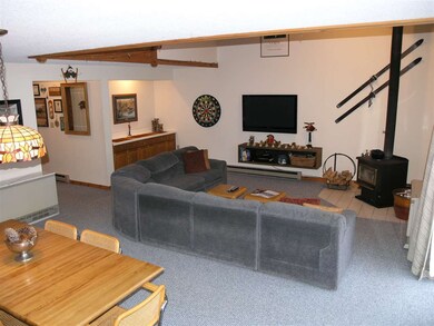 31-6 Summer Dr unit 6, Lincoln, NH 03251 - photo 2