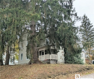 352 S Main St, Jamestown, NY 14701 - photo 4