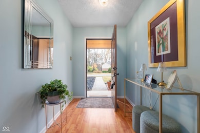 7639 Redcoach Dr, Indianapolis, IN 46250 - photo 3