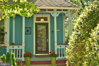 10547 Saint Paul St, Kensington, MD 20895 - photo 2