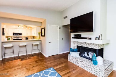 1612_E_Bluefield_Ave_AZ-16