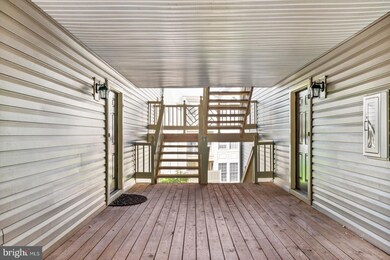 3804 Ridge Knoll Ct unit 4, Fairfax, VA 22033 - photo 3