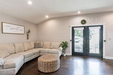 70 Woodshore W, Keyport, NJ 07735 - photo 6