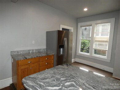 419 Armfield St, Statesville, NC 28677 - photo 6