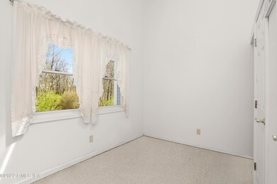 351 Pemberwick Rd unit 815, Greenwich, CT 06831 - photo 6