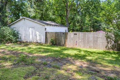 1003 Northwest Ave, McComb, MS 39648 - photo 6