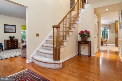 8107 Felbrigg Hall Rd, Glenn Dale, MD 20769 - photo 2