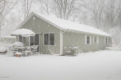 66723 Winding River Rd-102