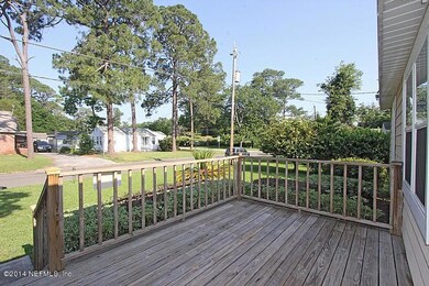 1123 Scotten Rd, Jacksonville, FL 32205 - photo 2