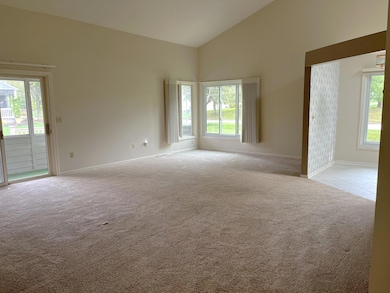 1821 Spring Meadow Ct SE unit 29, Caledonia, MI 49316 - photo 4