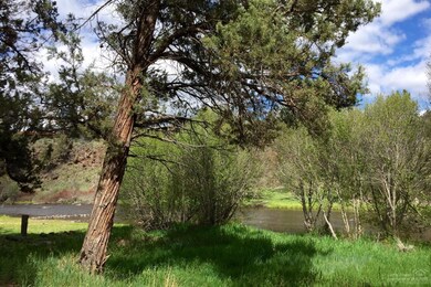 20060 Beaver Ln, Bend, OR 97703 - photo 2