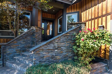 739 NW Yosemite Dr, Bend, OR 97701 - photo 4